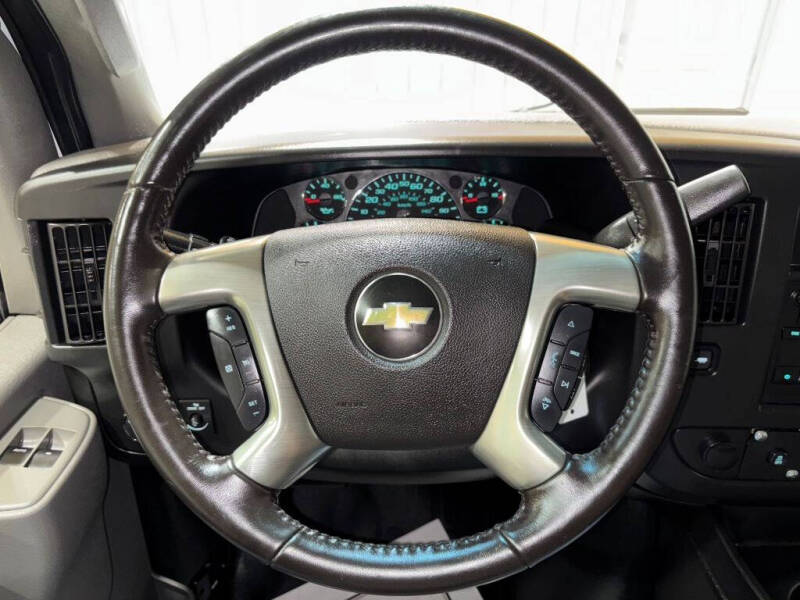 2017 Chevrolet Express 2500