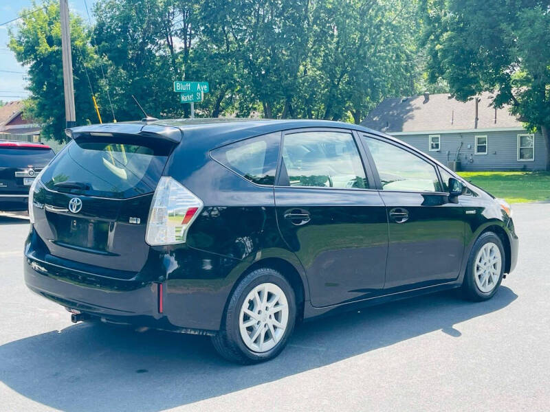 2012 Toyota Prius v Three