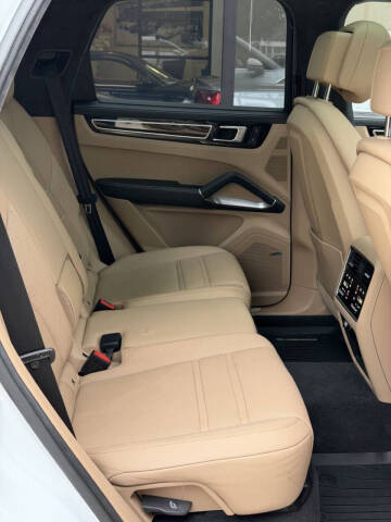 2022 Porsche Cayenne Turbo