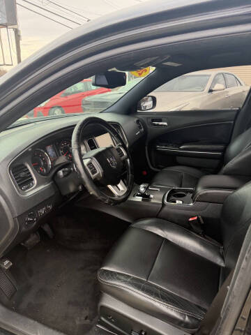 2013 Dodge Charger SXT