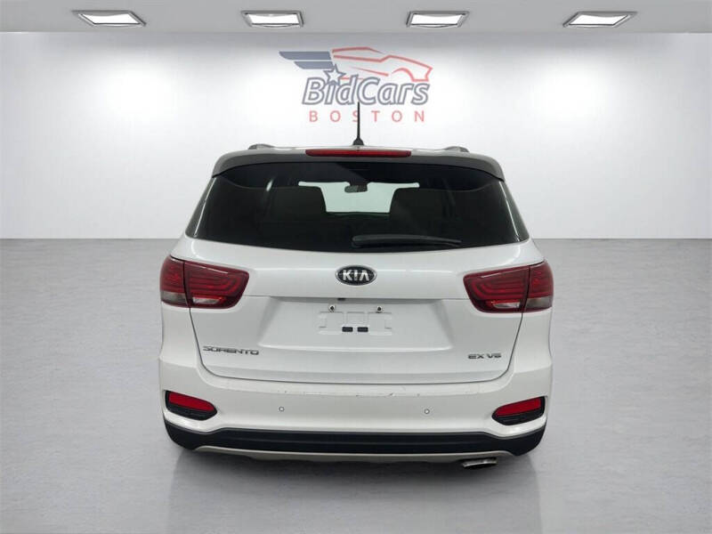2020 Kia Sorento EX V6