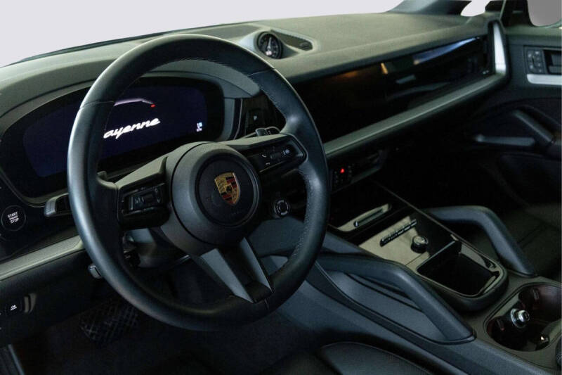 2024 Porsche Cayenne Coupe