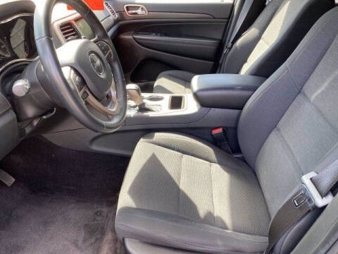 2017 Jeep Grand Cherokee Laredo