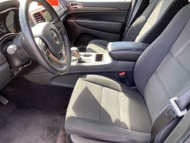 2017 Jeep Grand Cherokee Laredo