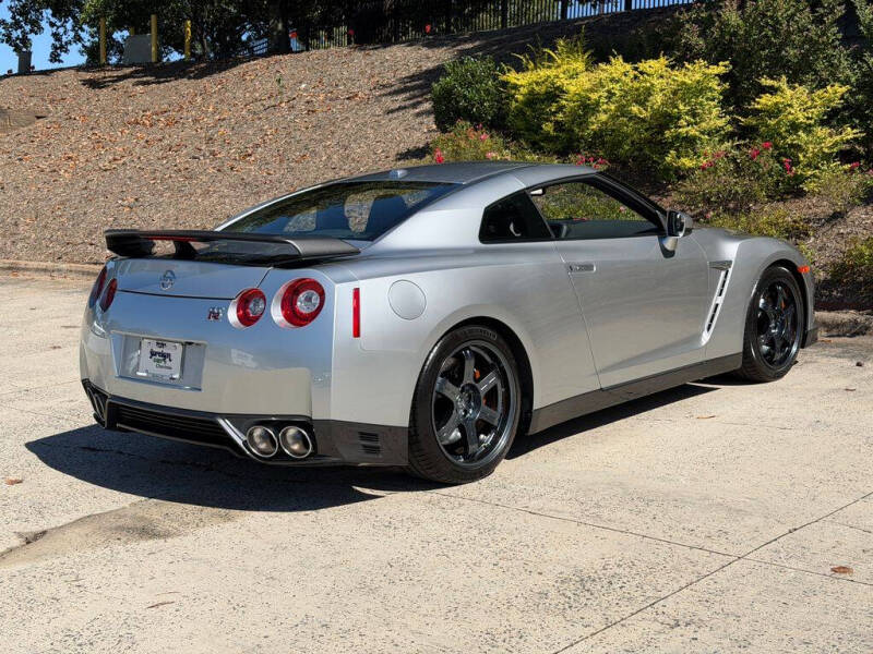 2015 Nissan GT-R Black Edition