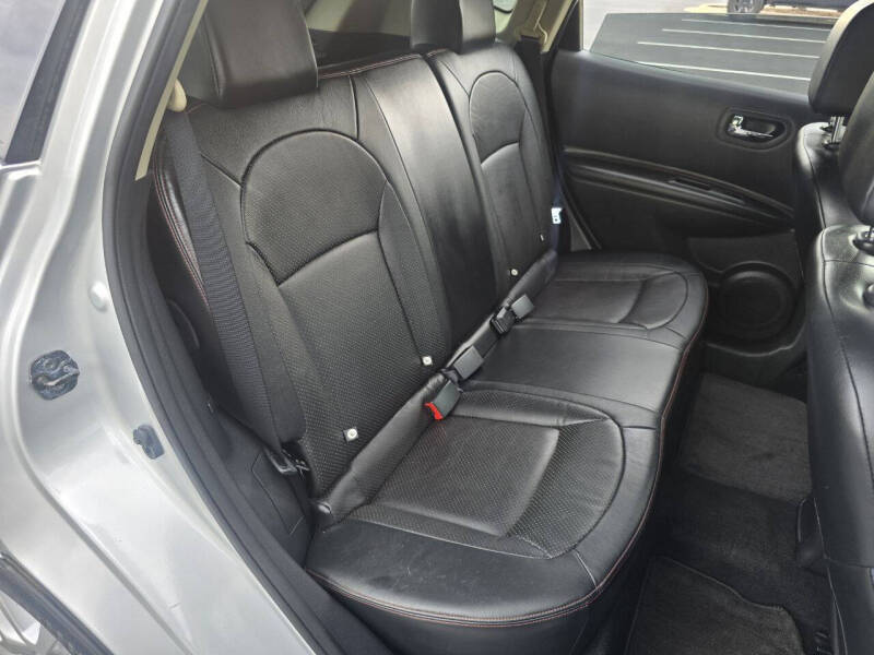 2013 Nissan Rogue SV w/SL Package