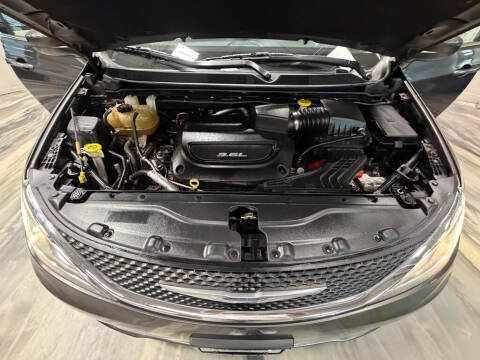 2018 Chrysler Pacifica Touring L Plus