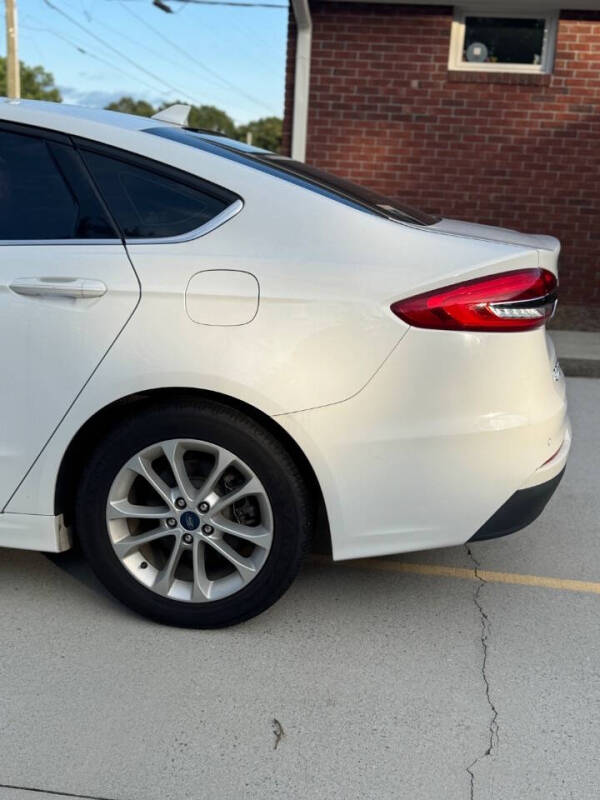 2019 Ford Fusion SE