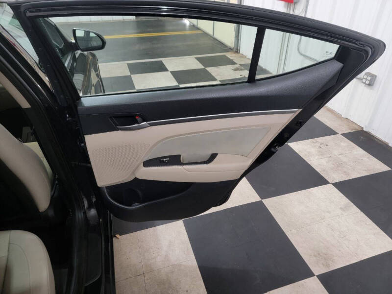 2017 Hyundai Elantra Value Edition