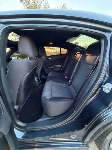 2017 Dodge Charger SXT