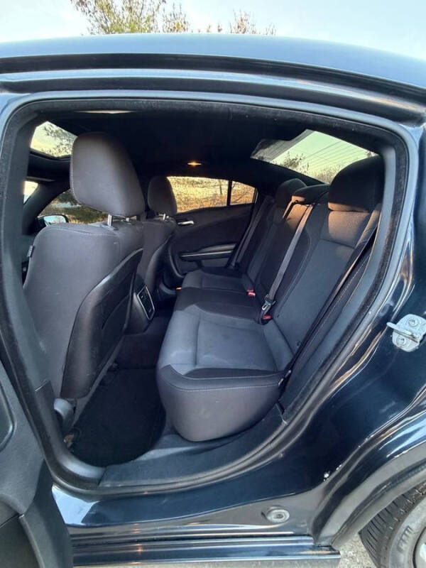 2017 Dodge Charger SXT