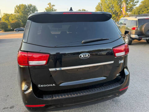 2016 Kia Sedona