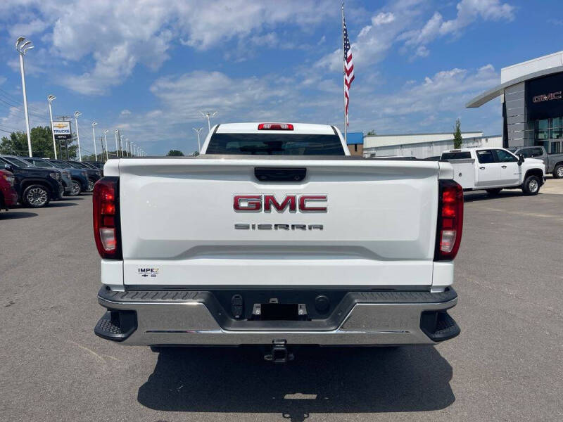 2024 GMC Sierra 1500 Pro