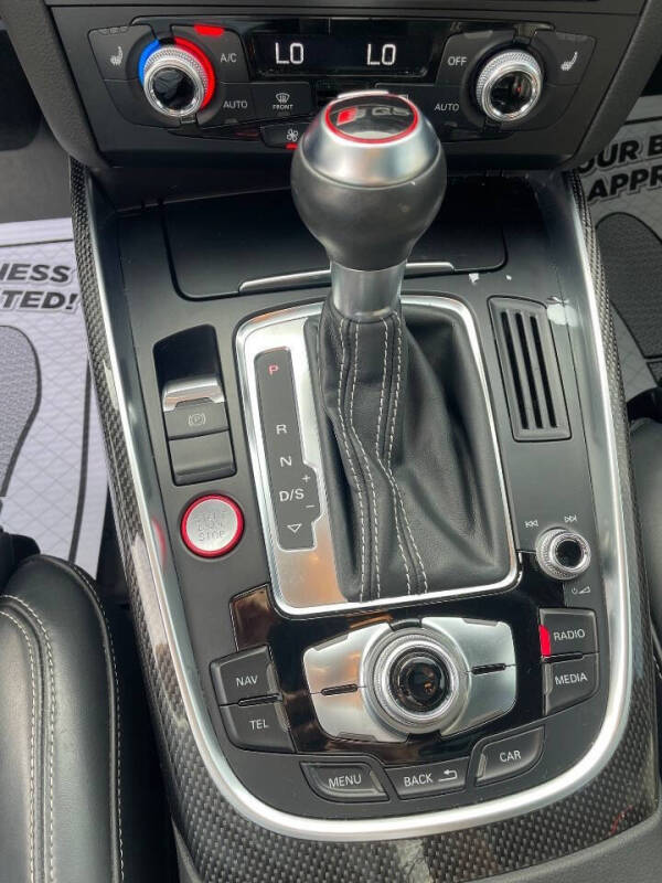 2015 Audi SQ5 3.0T quattro Premium Plus