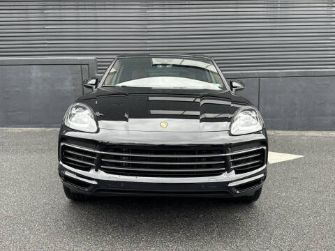 2023 Porsche Cayenne Platinum Edition