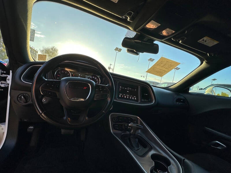 2020 Dodge Challenger SXT