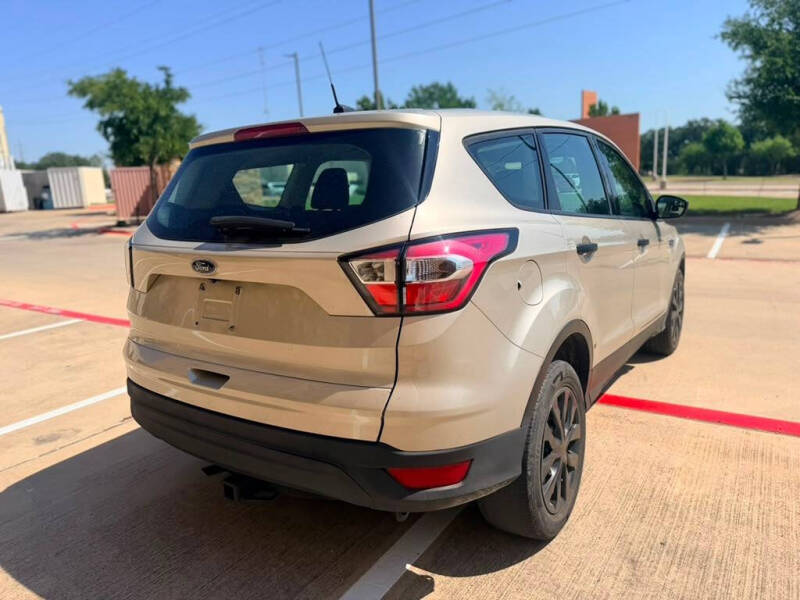 2017 Ford Escape S