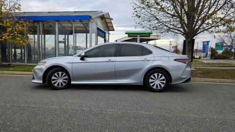 2021 Toyota Camry Hybrid LE