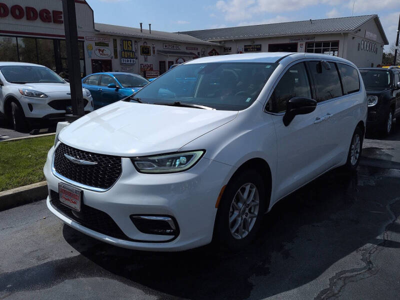 2024 Chrysler Pacifica Touring L