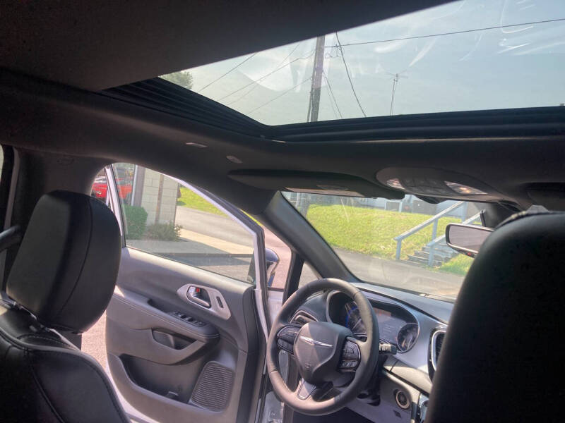 2025 Chrysler Pacifica Limited