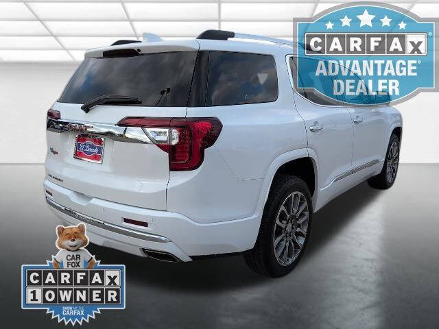 2023 GMC Acadia Denali