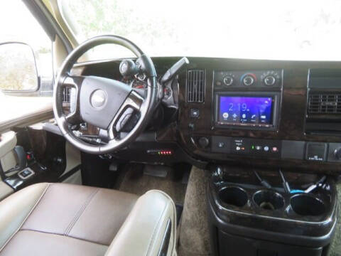 2017 Chevrolet Express 2500