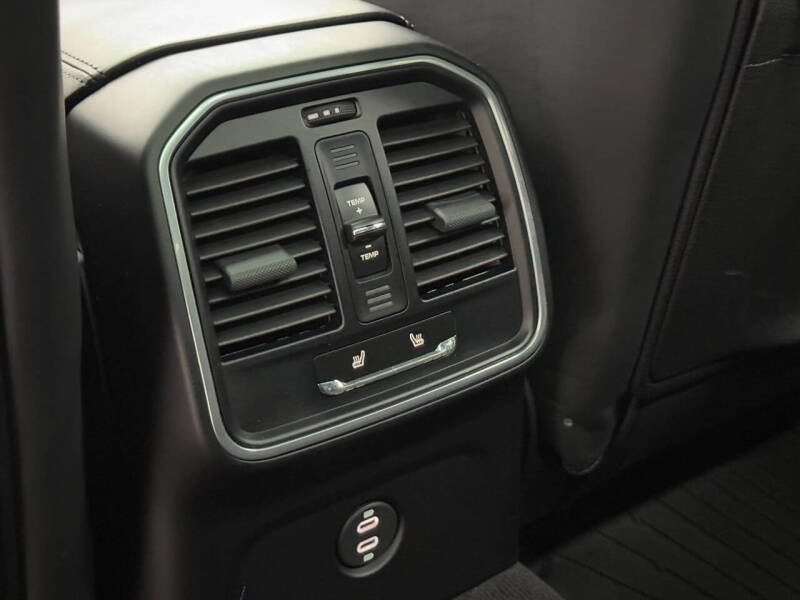 2020 Porsche Macan S