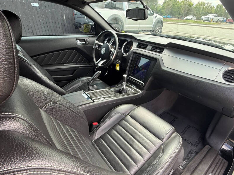 2011 Ford Mustang V6 Premium