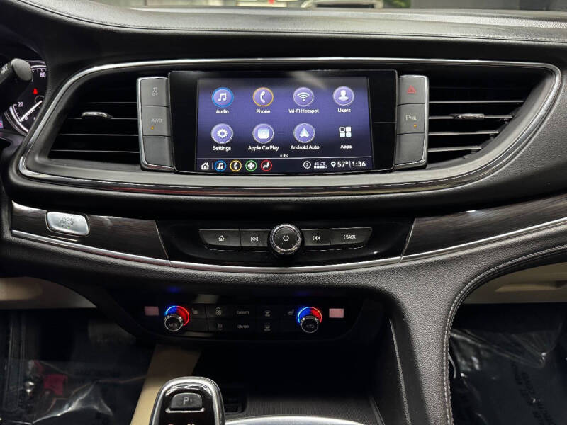 2021 Buick Enclave Essence