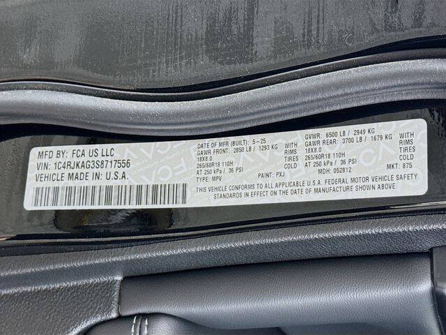 2025 Jeep Grand Cherokee L Laredo