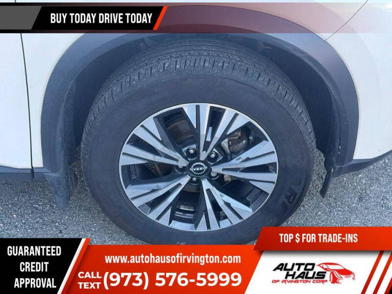 2023 Nissan Rogue SV