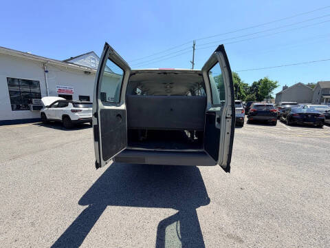 2006 Ford E-Series E-350 SD XL