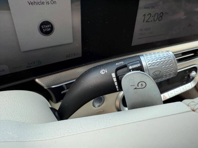 2024 Genesis GV60 Advanced