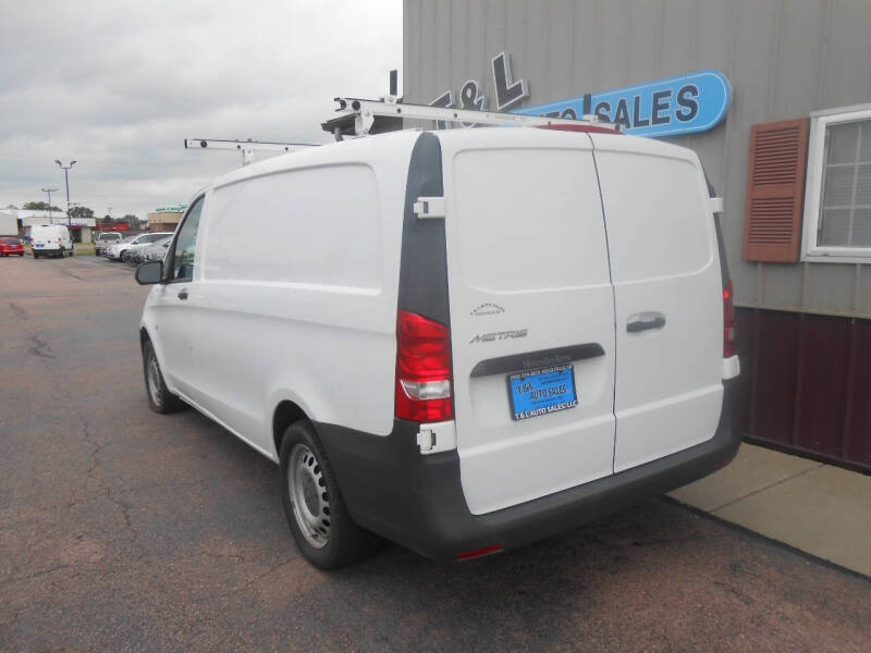 2017 Mercedes-Benz Metris Worker Cargo