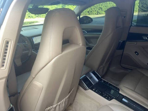 2011 Porsche Panamera 4S