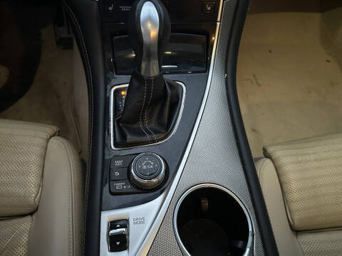 2016 Infiniti Q50 Sport