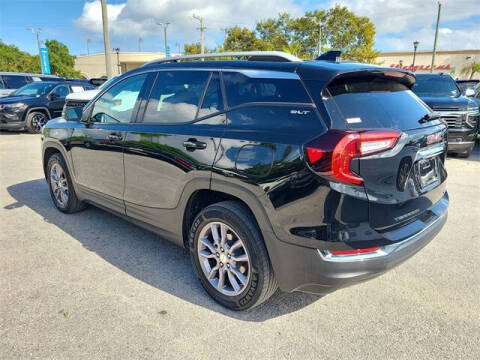 2023 GMC Terrain SLT