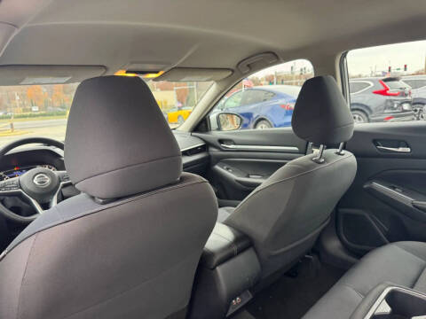 2022 Nissan Altima 2.5 SV