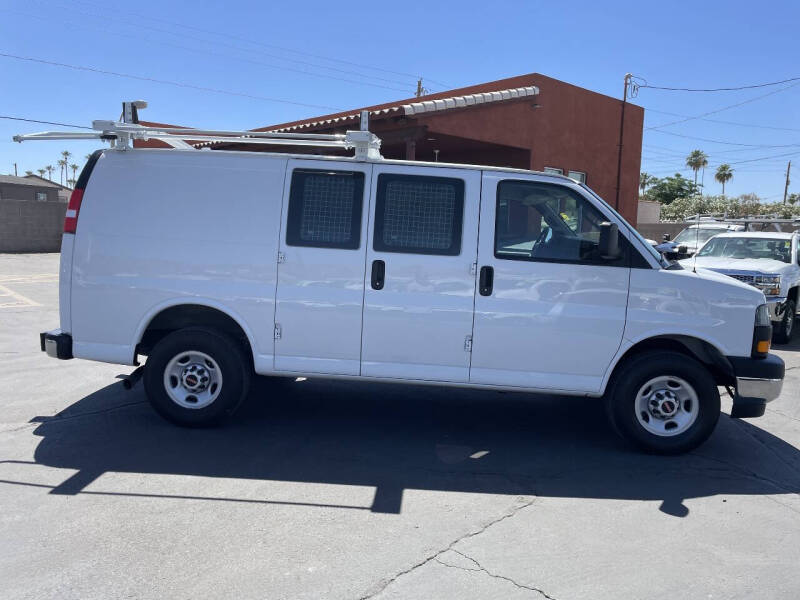 2024 GMC Savana 2500