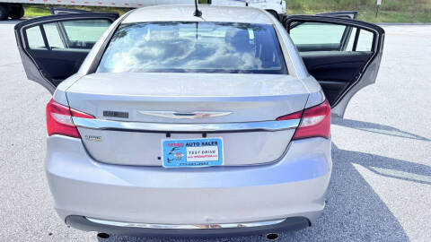 2013 Chrysler 200 Touring