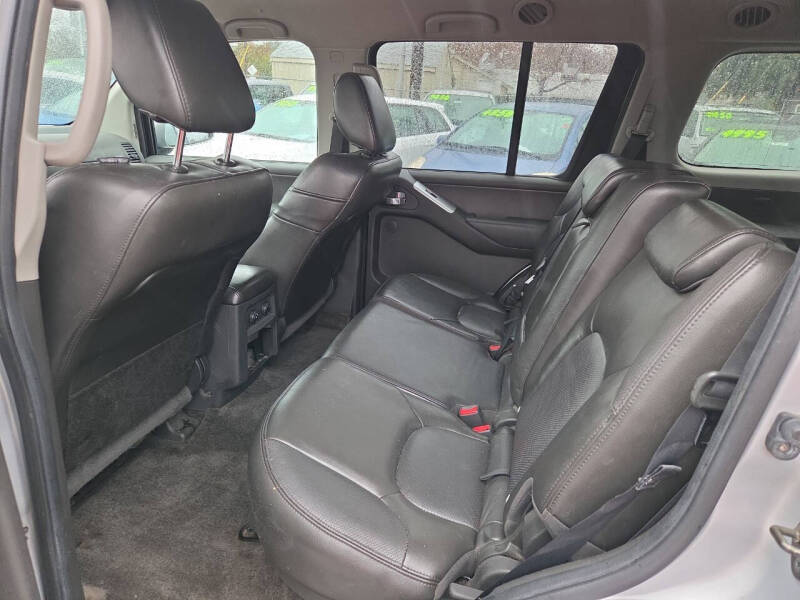 2011 Nissan Pathfinder Silver Edition