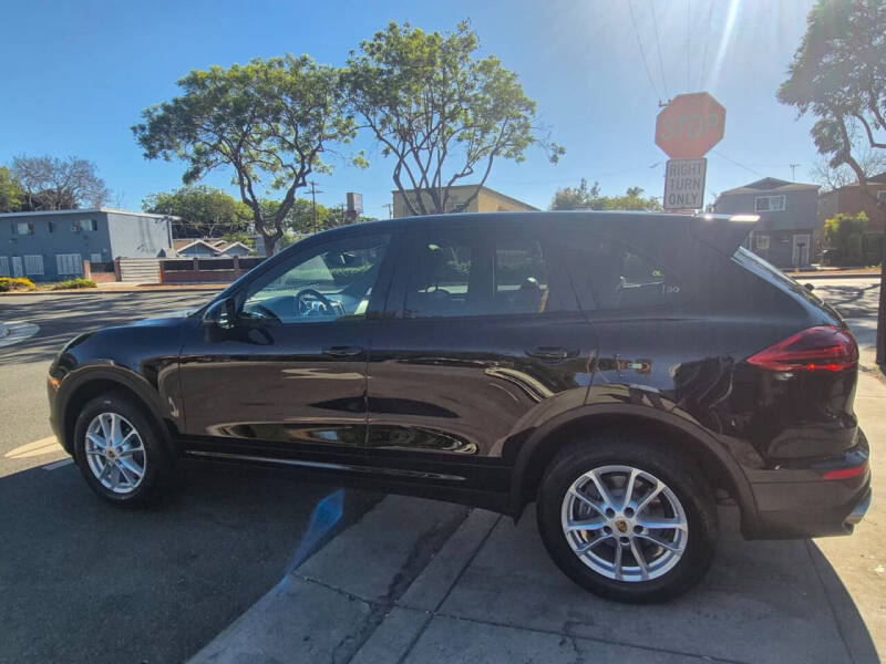 2016 Porsche Cayenne