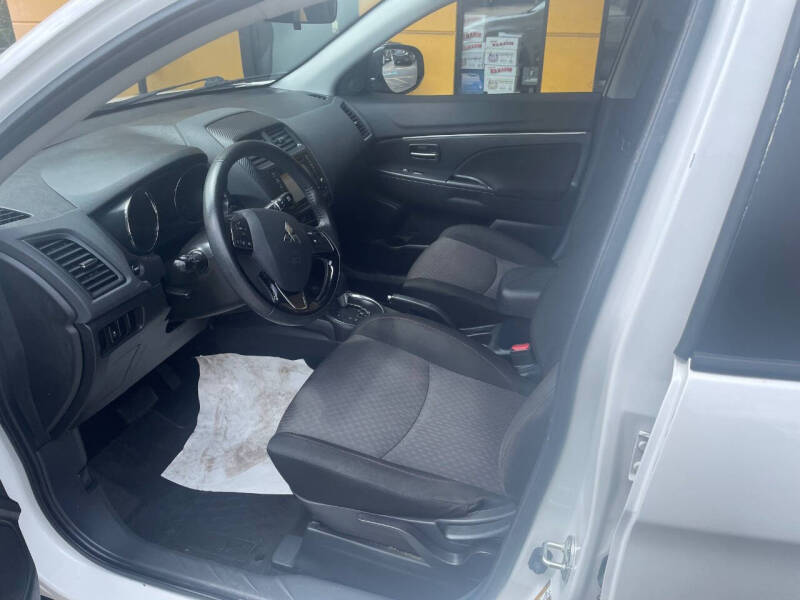 2017 Mitsubishi Outlander Sport 2.4 SE