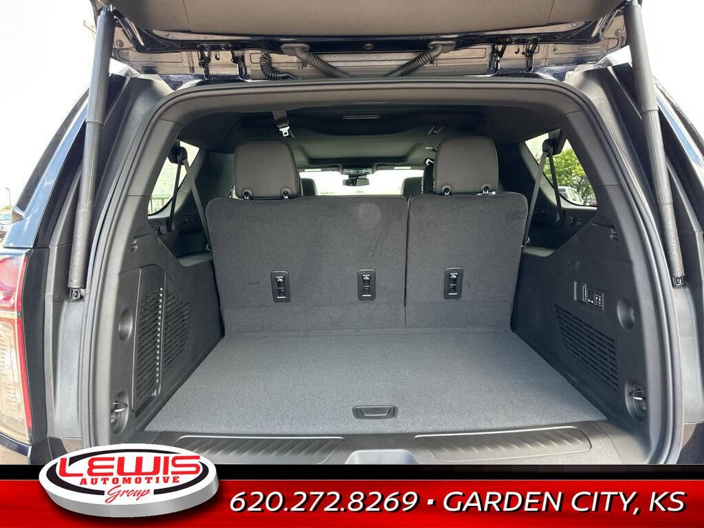 2024 Chevrolet Suburban for sale at Lewis Chevrolet of Garden City in Garden City, KS