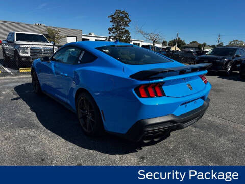 2025 Ford Mustang Dark Horse