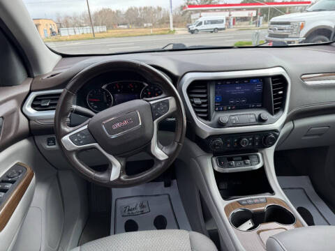 2020 GMC Acadia SLE