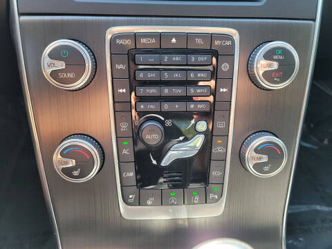 2015 Volvo S60 T5 Drive-E Platinum