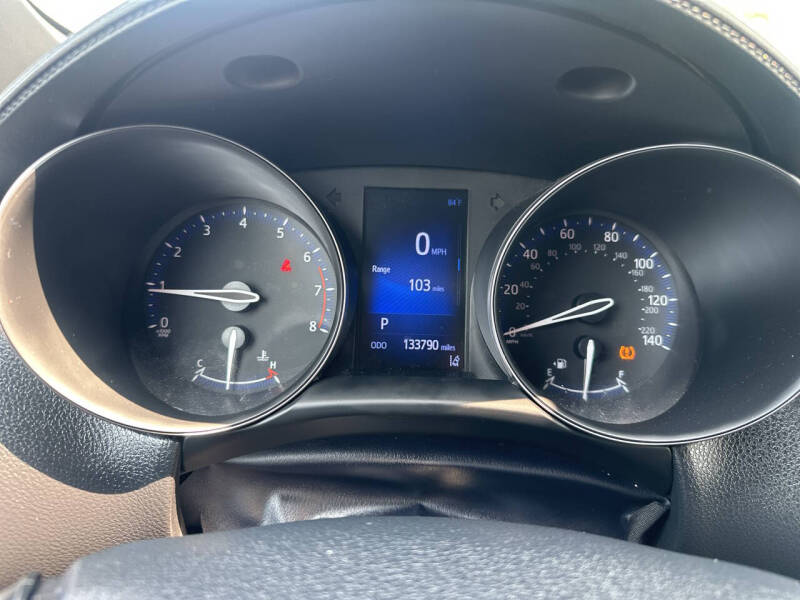 2018 Toyota C-HR XLE Premium