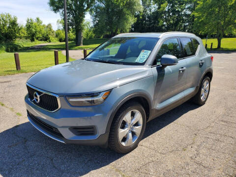 2020 Volvo XC40 for sale at COOP'S AFFORDABLE AUTOS LLC in Otsego MI