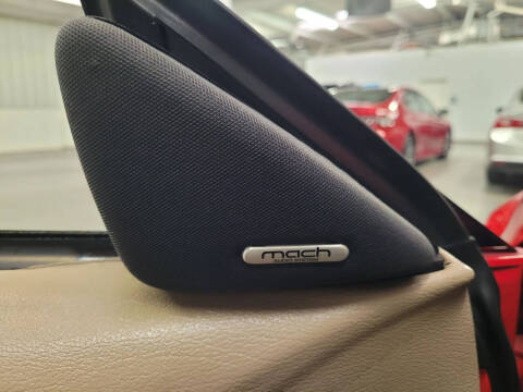 2004 Ford Mustang Deluxe